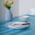 Daffodil Dinnerware Set