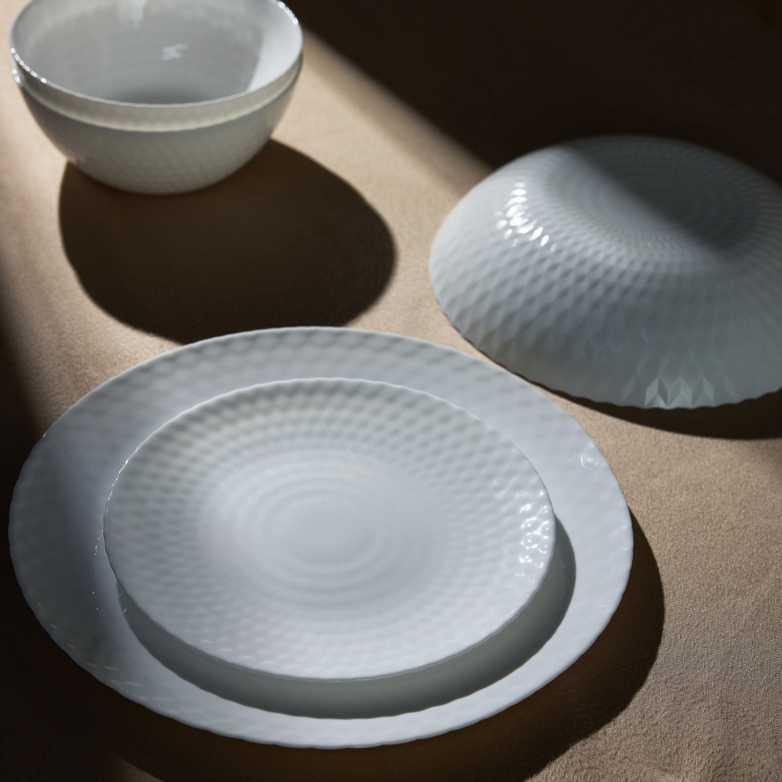 Glittering Dinnerware Set
