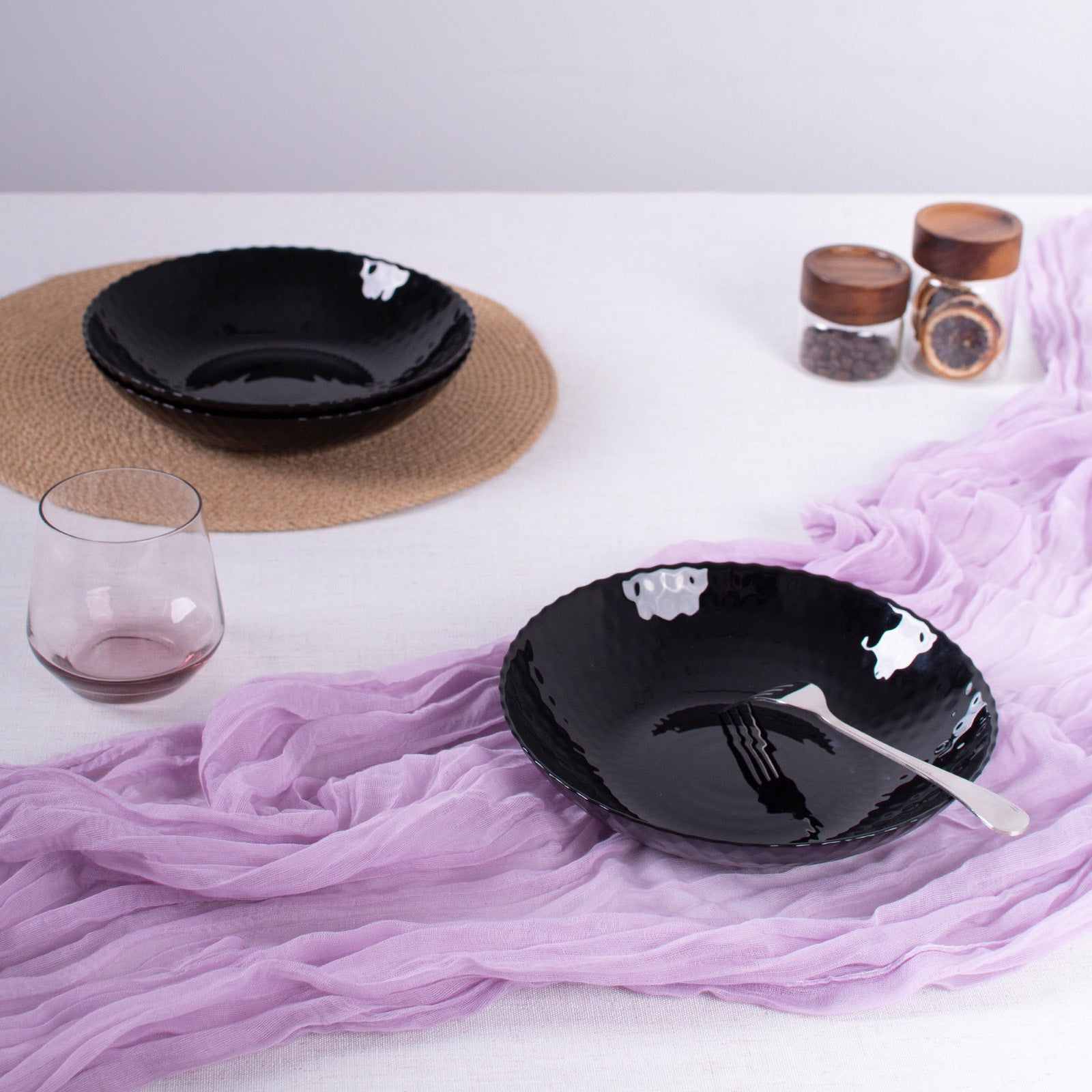 Glittering 30-oz Pasta Bowl (Obsidian)