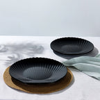 Seashell 10.5" Dinner Plate (Obsidian)