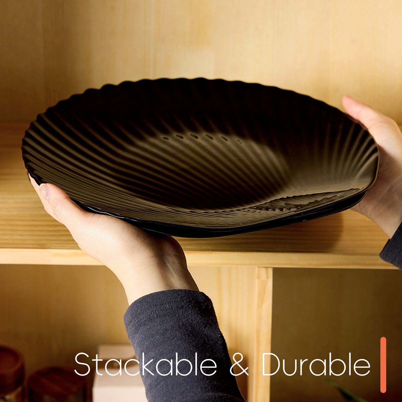 Seashell 12" Dinner Plate (Obsidian)